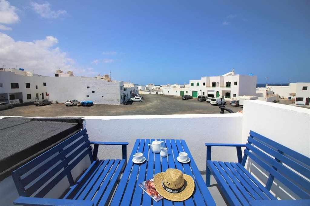 Casa Alejandra Con Terraza Y Barbacoa Villa El Golfo Exterior photo